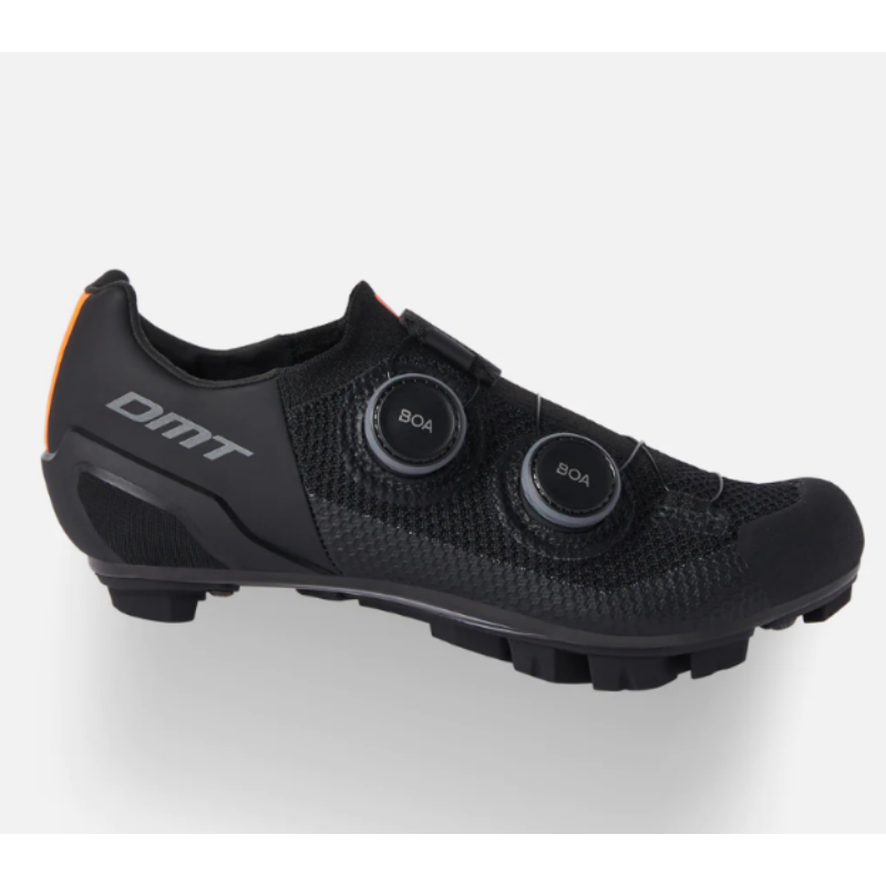 DMT KR0 SHOES WHITE/WHITE | ZUKO
